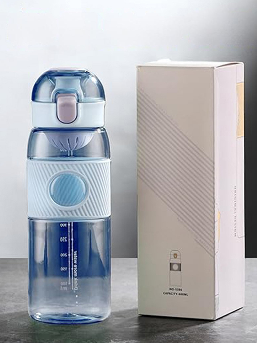 YK Blue Plastic Spill Proof Sipper - 520ml