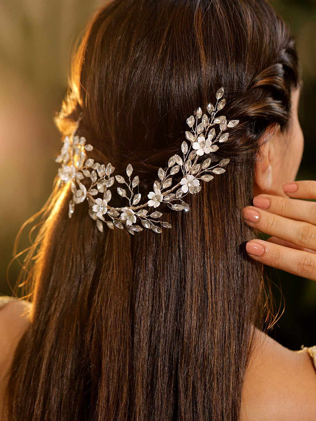 Rubans Silver-Toned Crystal Beaded Floral Tiara Hair Accessory with Pearls