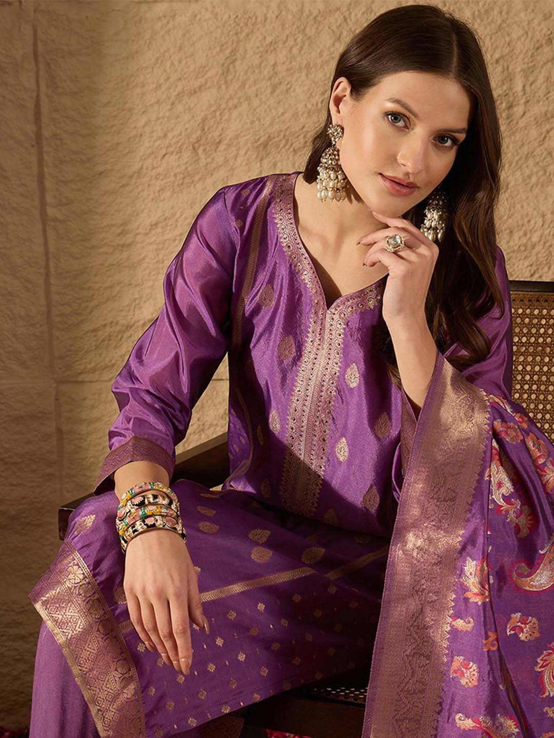 House of Pataudi Woven Design Sweetheart Neck Straight Kurta With Trouser And Dupatta