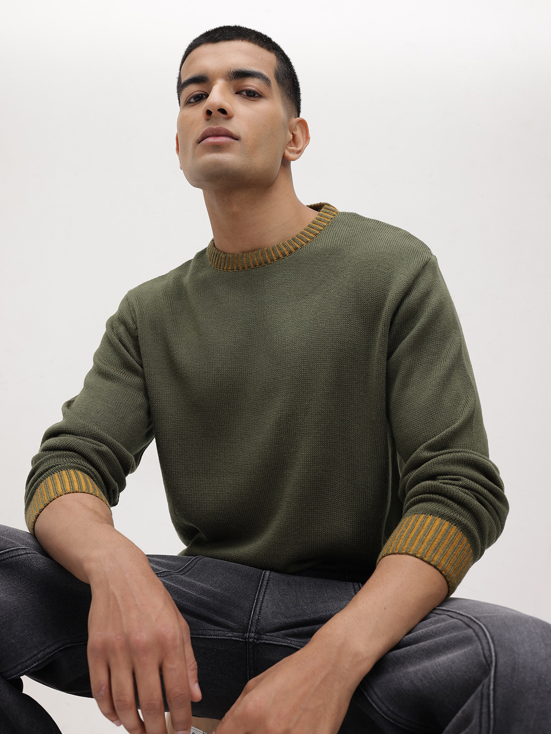 The Roadster Life Co. Round-Neck Acrylic Pullover