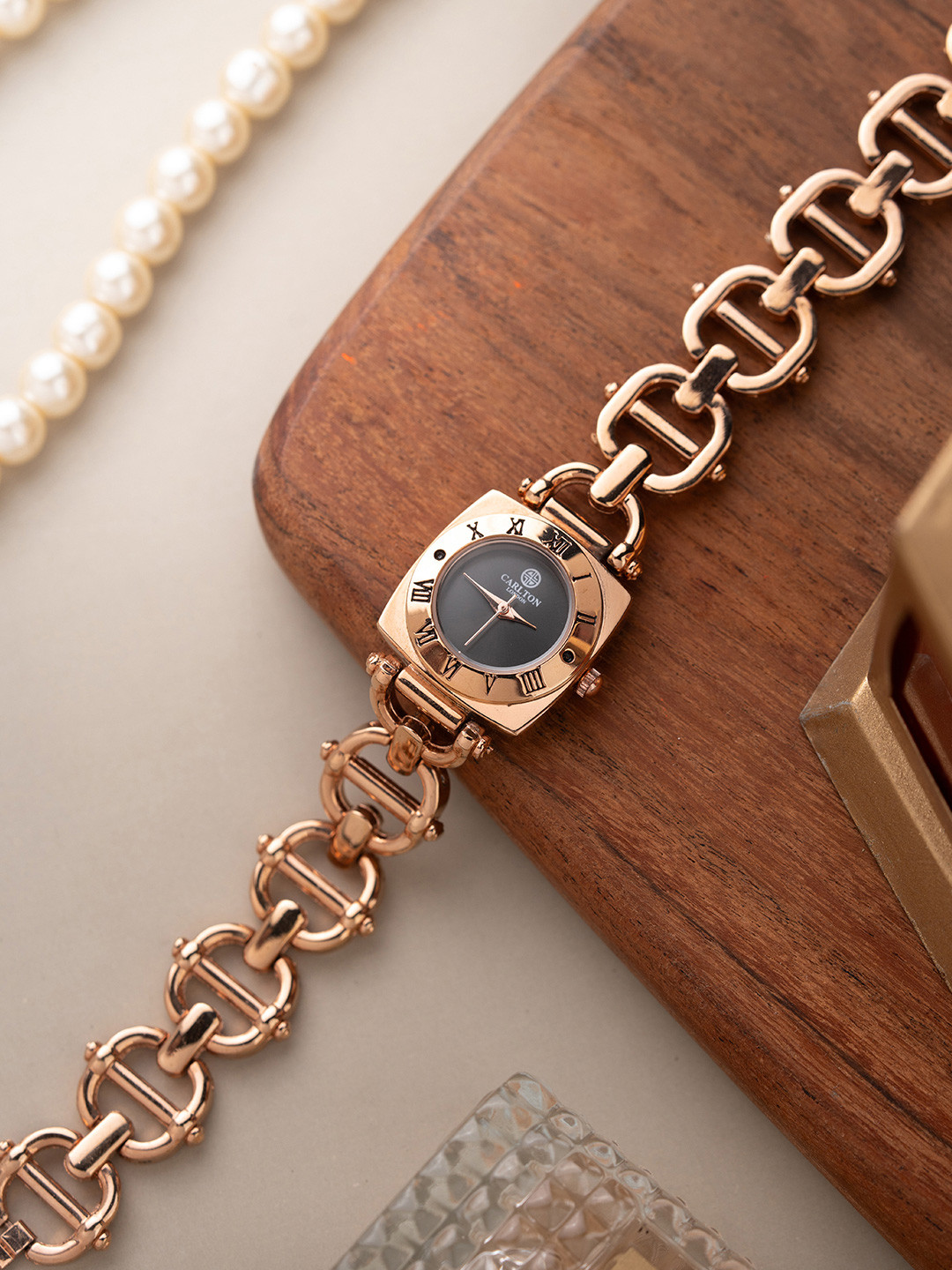 Carlton London Florance Women Stainless Steel Straps Analogue Watch CLGCW-004