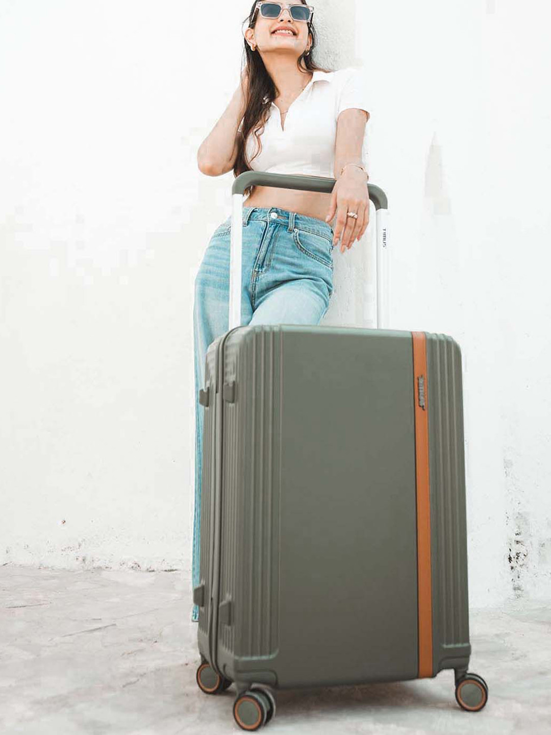 Timus Starlite Hard-Sided Large Trolley Bag