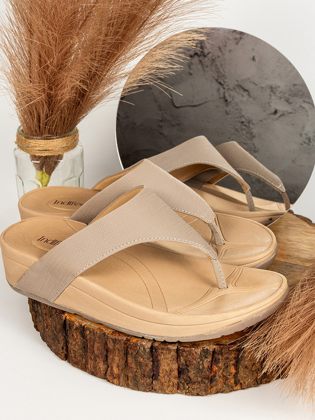 Indifeet Women Textured Open Toe Thong Comfort Sandals