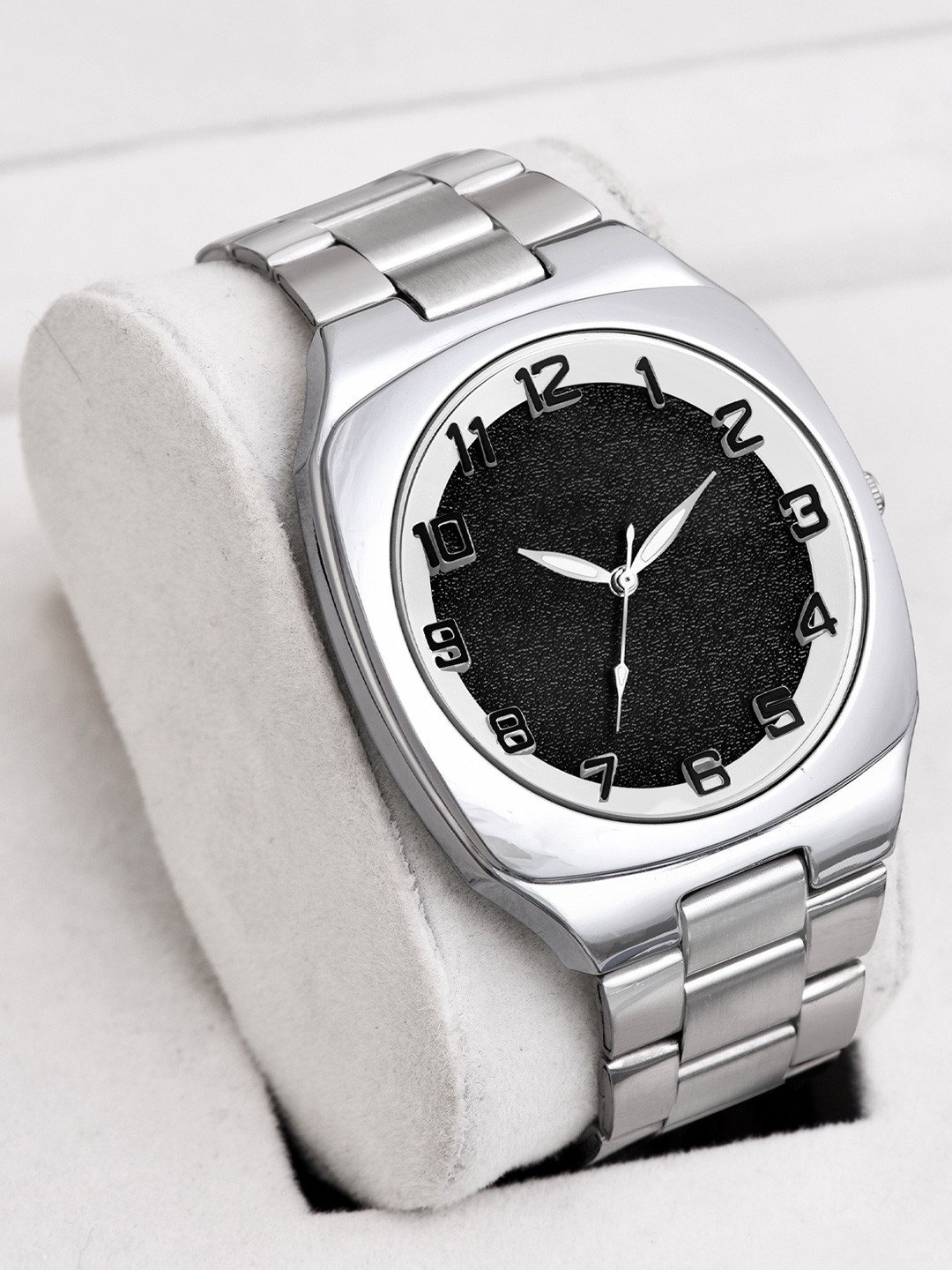 Shocknshop Men Dial & Stainless Steel Straps Analogue Watch MT412