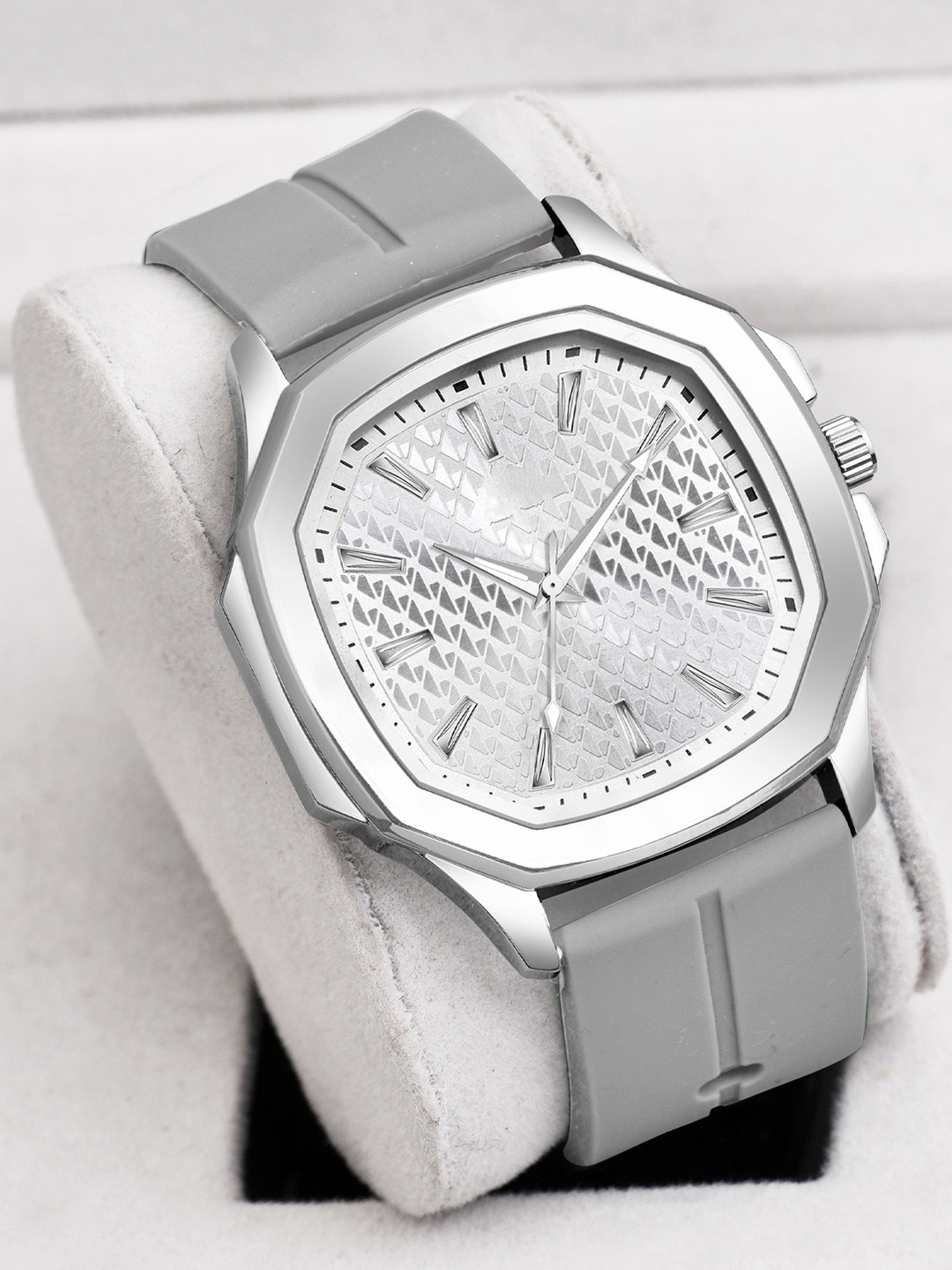 Shocknshop Men Textured Dial Analogue Watch MT62