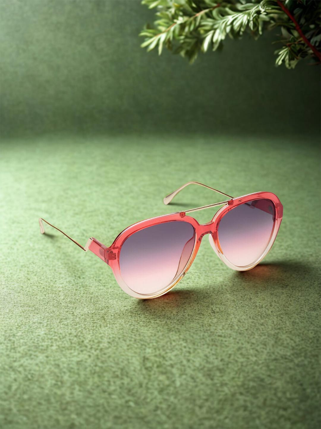 Garry Gobbs  Women Full Rim Aviator Sunglasses with UV Protected Lens SG-LT-CH-229-32-RED