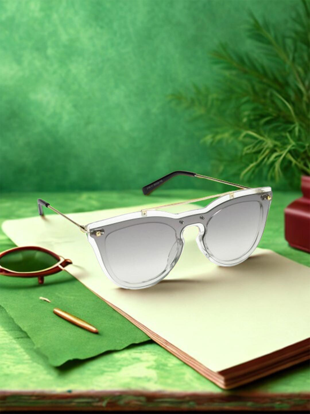 Garry Gobbs Women Fashion with UV Protected Lens SG-LT-CH-114-25-Black Sunglasses