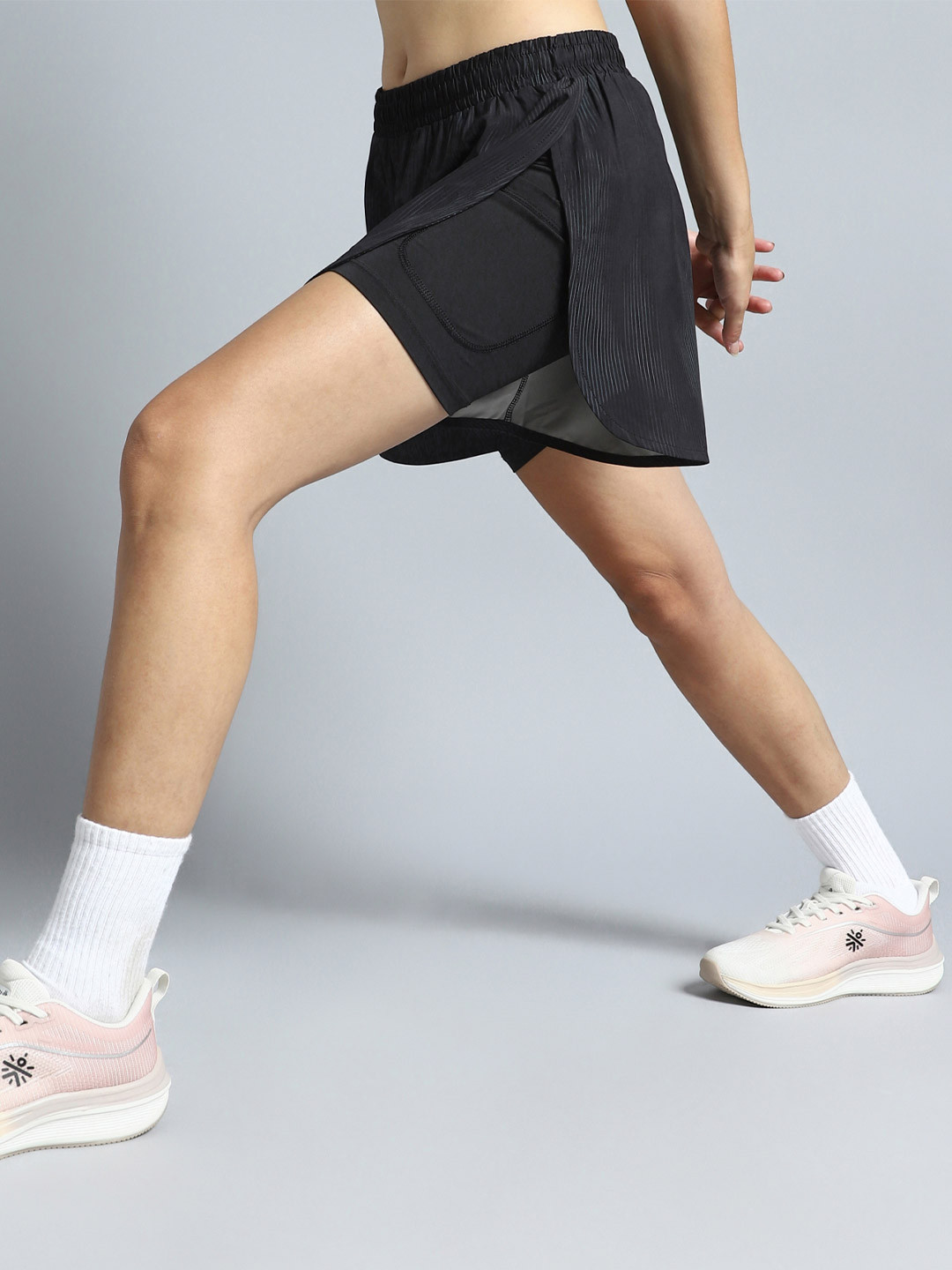 CULT Women Black Urban Camo Run Built-in Shorts