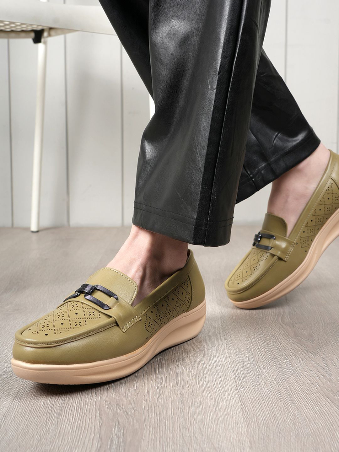 DressBerry Women Laser Cuts Slip-On Sneakers