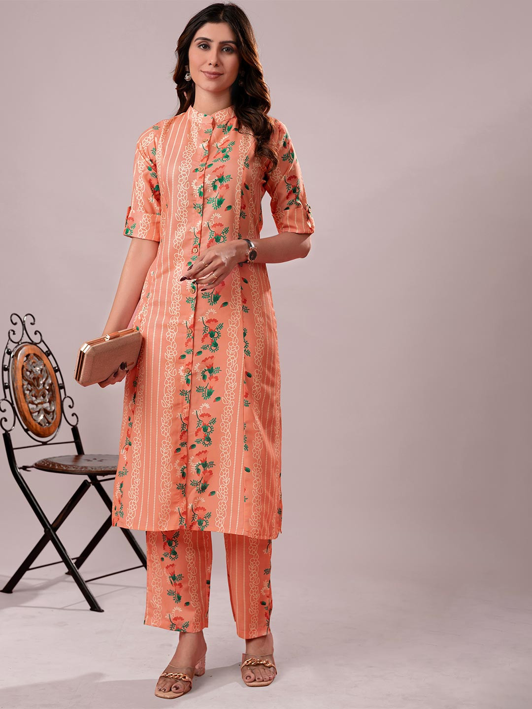 Sun Fashion And Lifestyle Women Floral Printed Kurta with Trouser