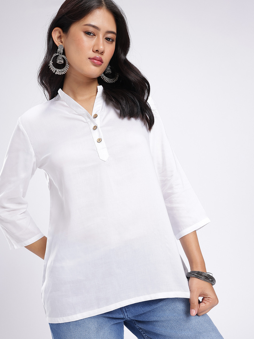 Anouk White Solid V-Neck Regular Top