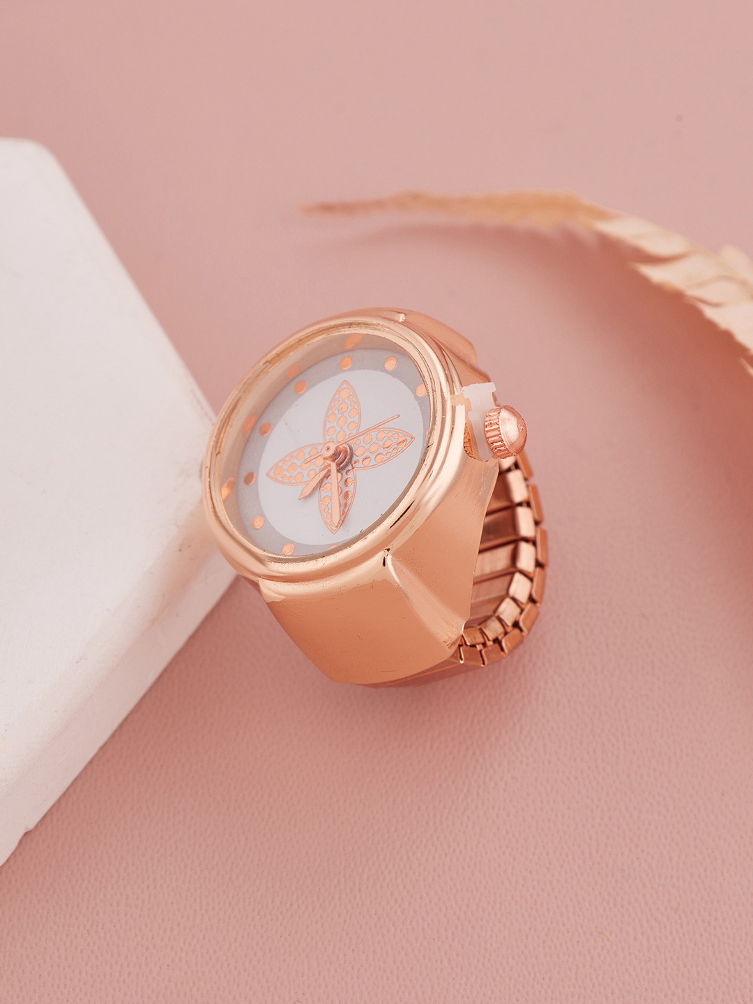 GC Jewelery Women Analogue Reset Time Ring Watch