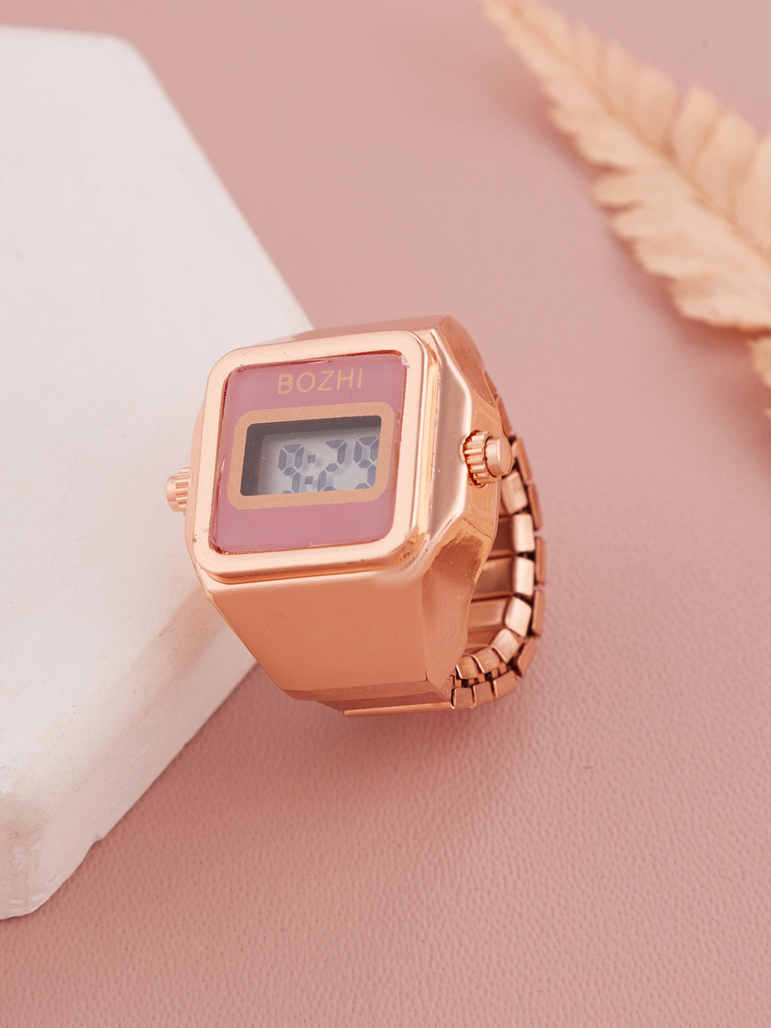 GC Jewelery Women Digital Ring Watch