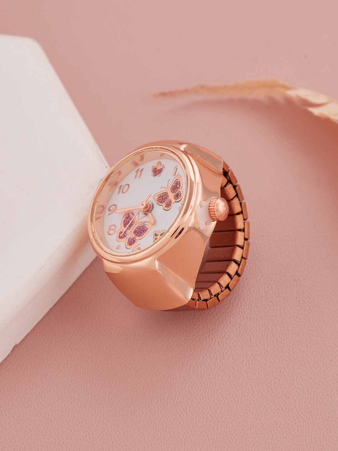 GC Jewelery Women Floral Design Analogue Ring Watch