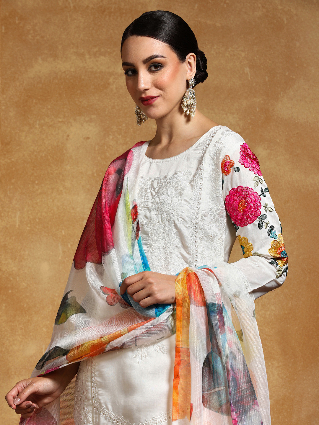 Varanga Women Embroidered Regular Thread Work Pure Cotton Kurta with Trousers & Dupatta