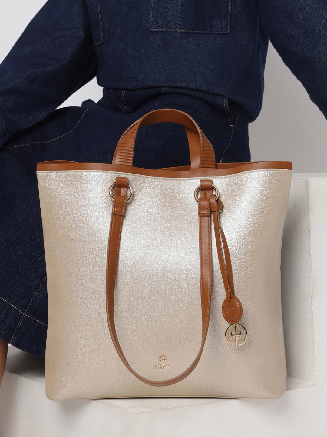 IRTH by House of Titan Pearls Medium Tote Bag