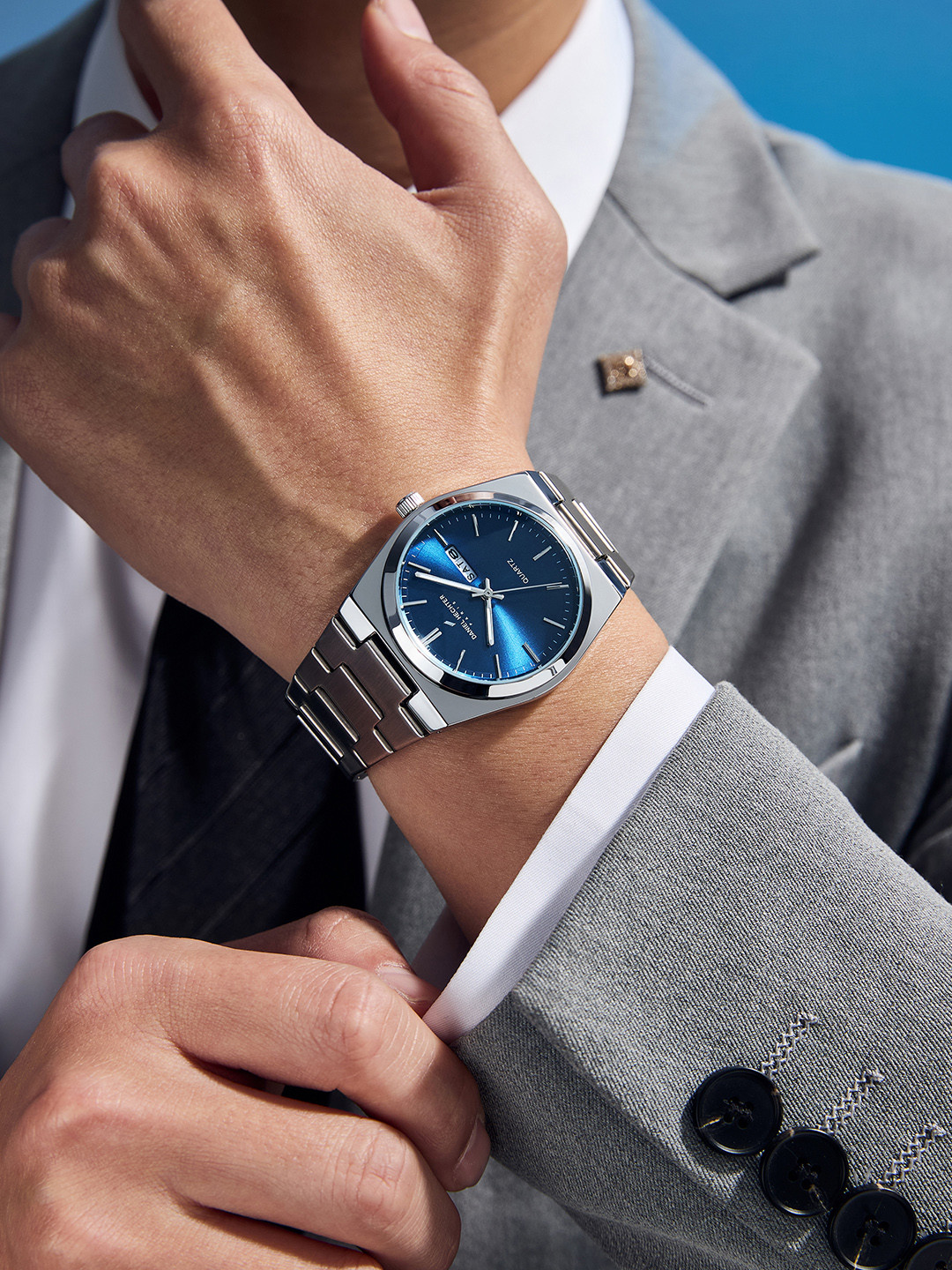 Daniel Hechter Paris Avenue Hoche Collection  Watch & Stainless Steel Band