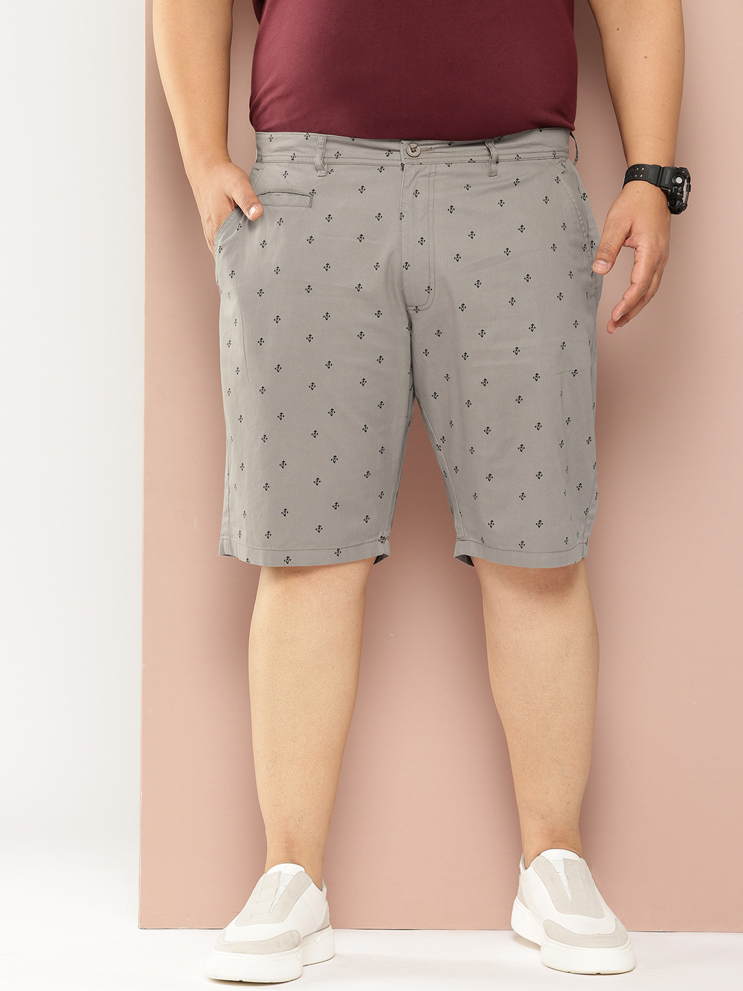 Thomas Scott Men Plus Size Regular Fit Mirco Ditsy Printed Woven Outdoor Shorts