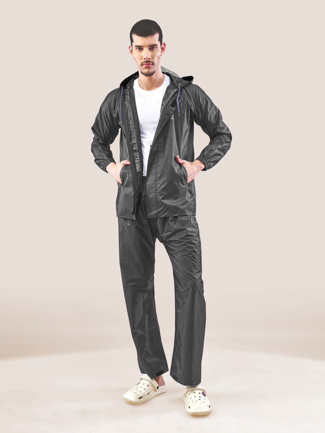LUX VENUS Plain Tapping Rain Suit  for Men.