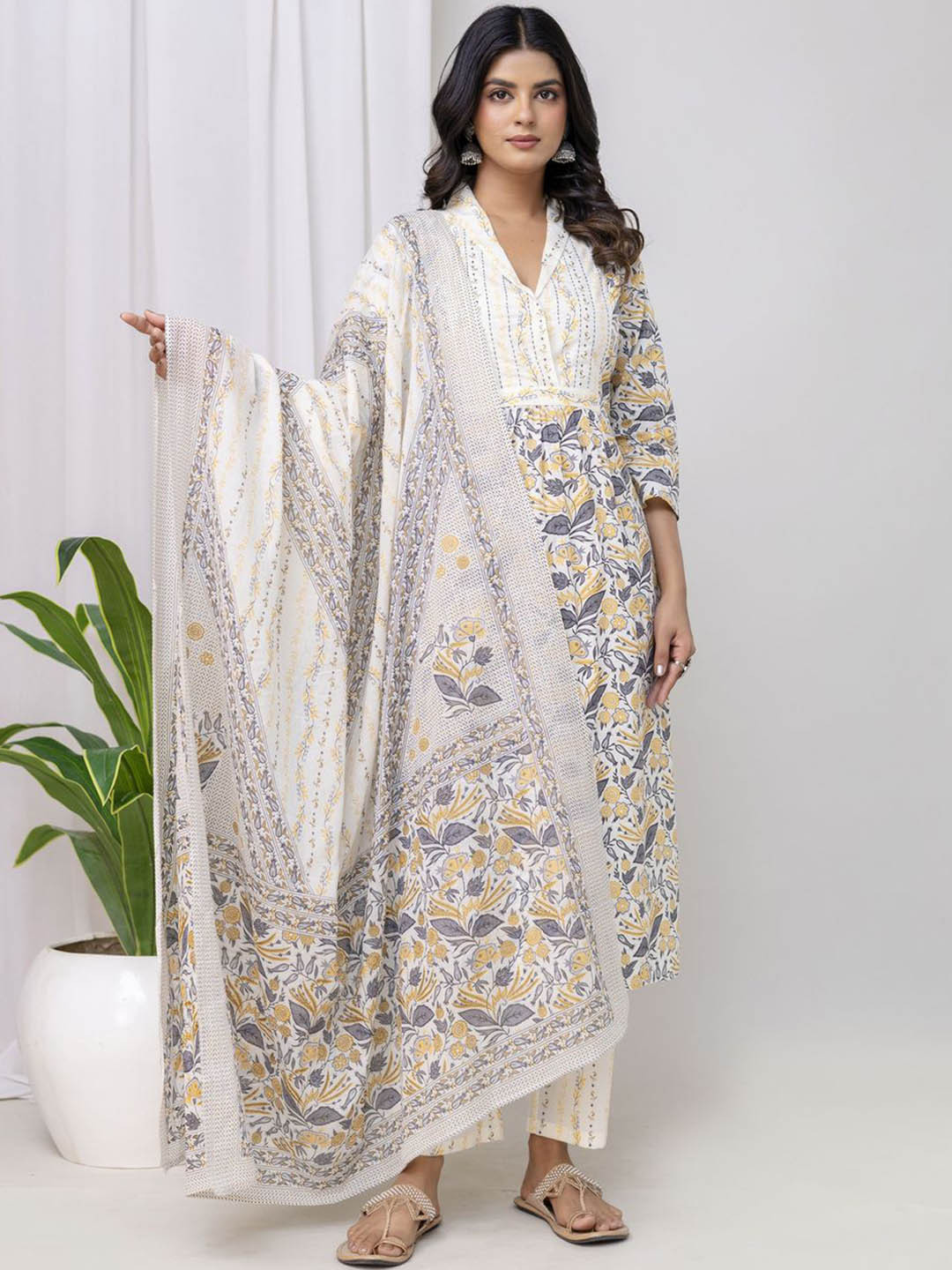 Jaipur Love Floral Printed Shawl Collar Cotton Straight Kurta With Trousers & Dupatta