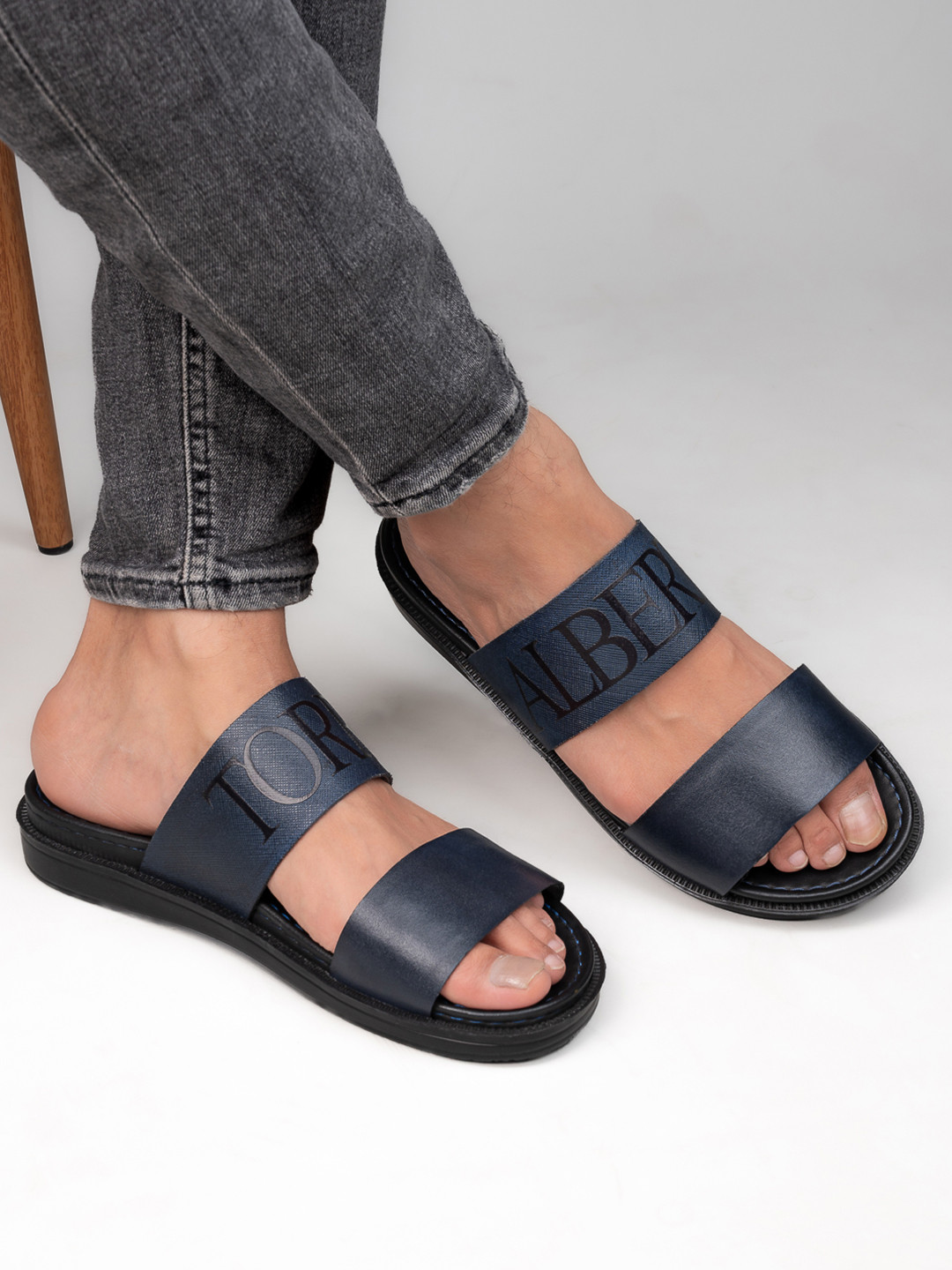 Alberto Torresi Men Leather Fisherman Sandals