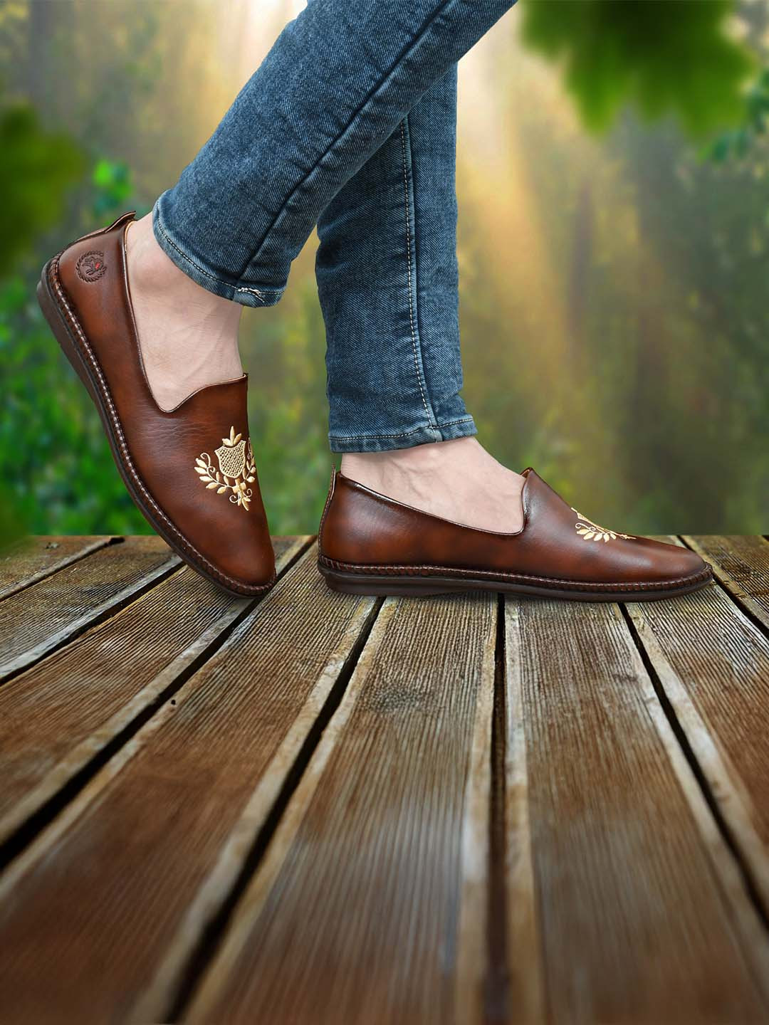 Big Boon Men Printed Loafers