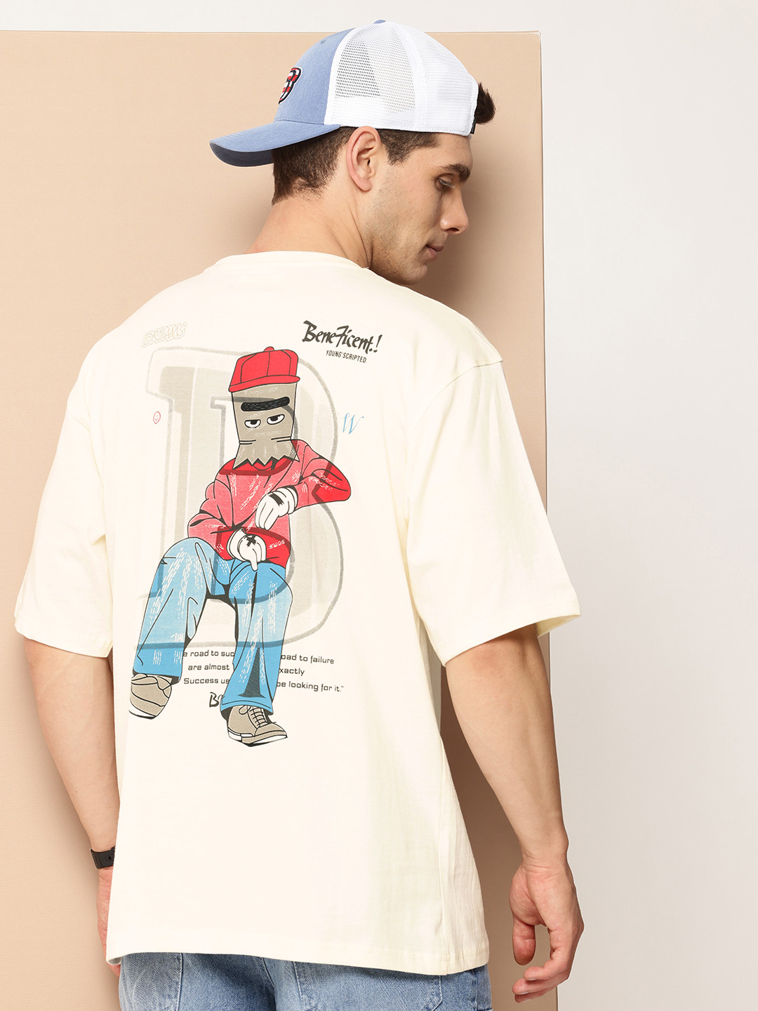 FROSEN FOX Graphic Printed Drop-Shoulder Sleeves T-shirt