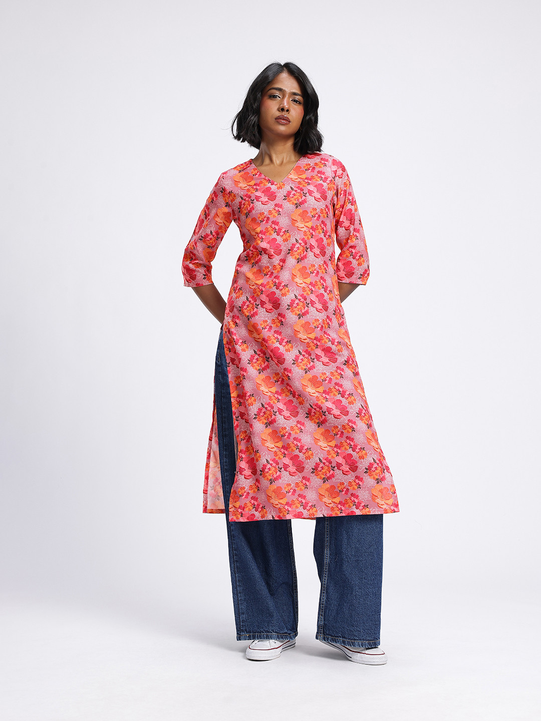 Anouk Rustic V-Neck Floral Printed Straight Kurta
