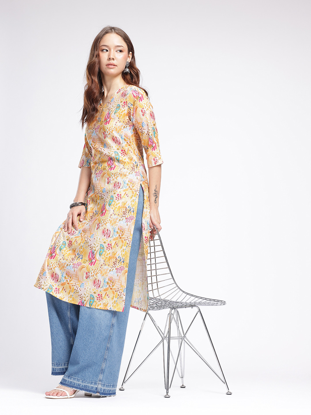 Anouk Rustic V-Neck Abstract & Tropical Printed Straight Kurta