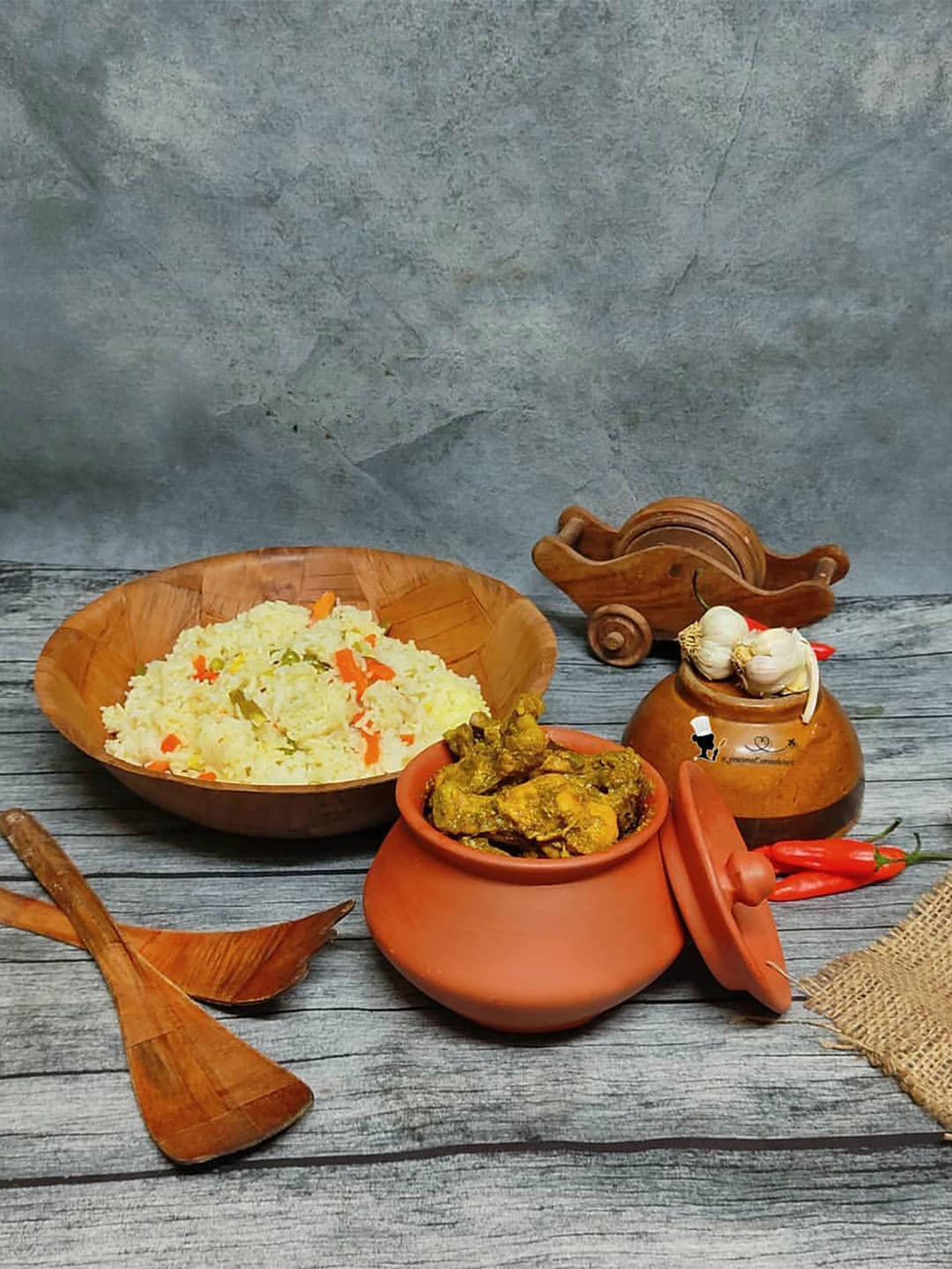 The handicraftian Red Terracotta Microwave Safe Medium Serving Handi-900-950 ml