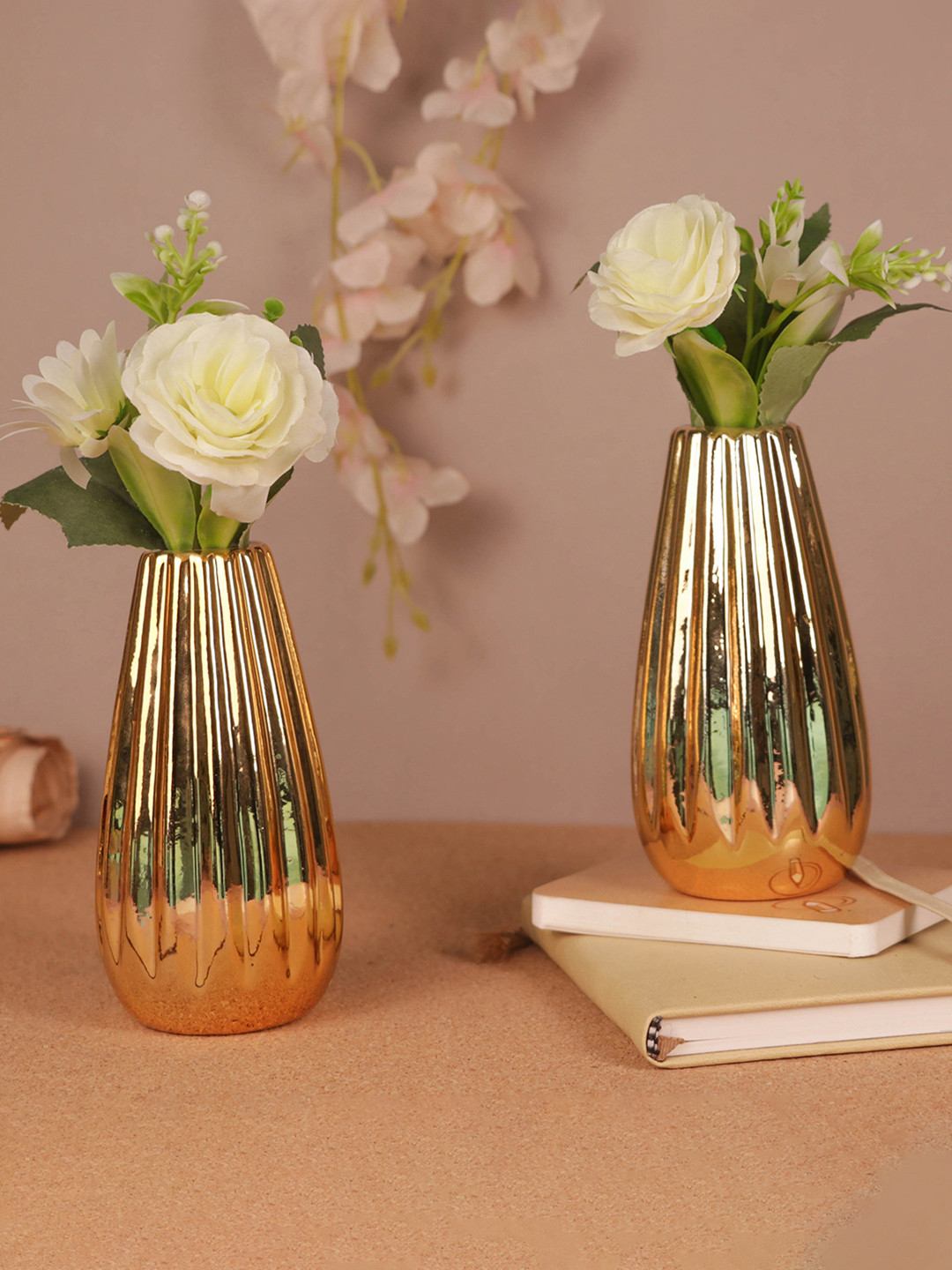 Art Street 2 Pcs Textured Durable Ceramic Vases