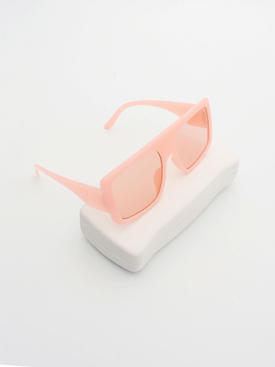 PELLE LUXUR Women Oversized with UV Protected Lens Sunglasses PL25GS110