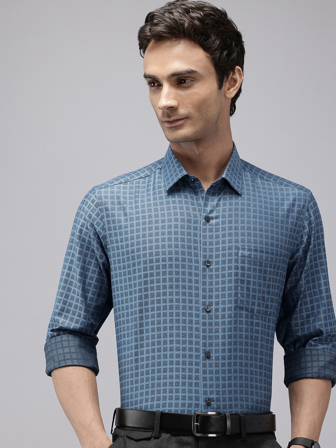 Arrow Pure Cotton Manhattan Slim Fit Checked Formal Shirt
