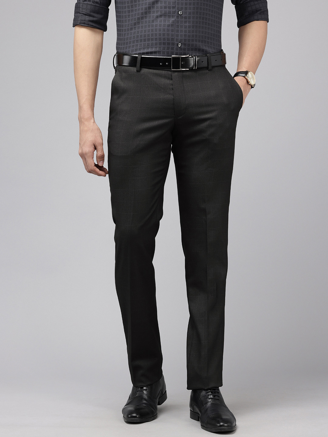Arrow Men Checked Hudson Tapered Fit Formal Trousers