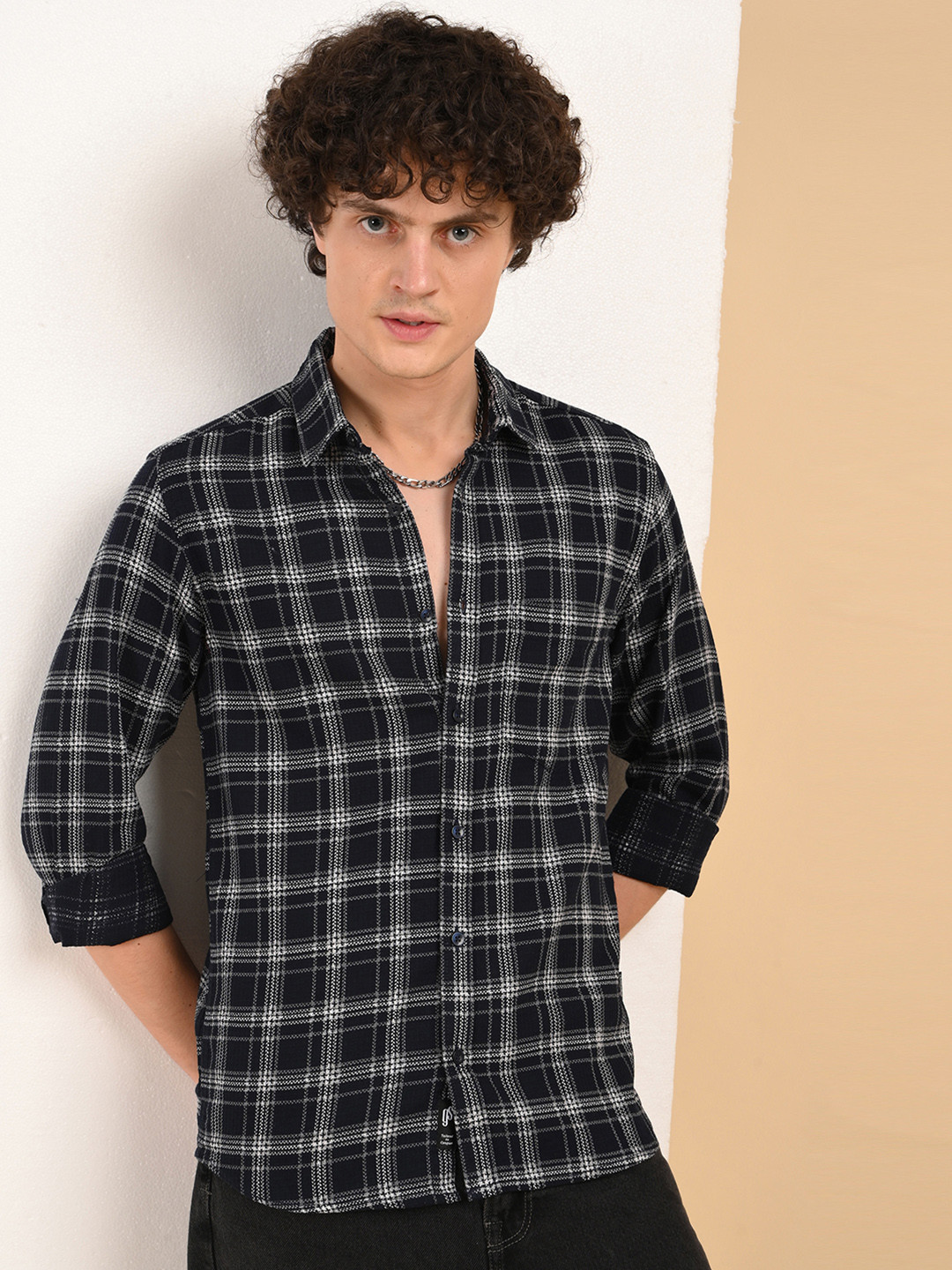 Guns & Sons Men Smart Checked Casual Shirt