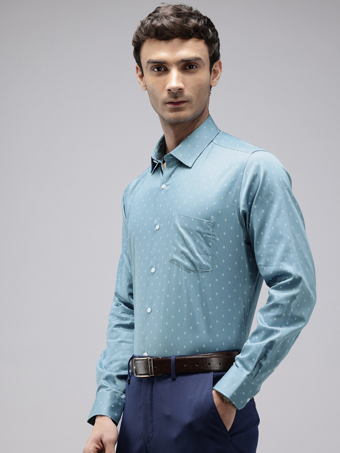 Van Heusen Pure Cotton Custom Fit Geometric Printed Party Shirt