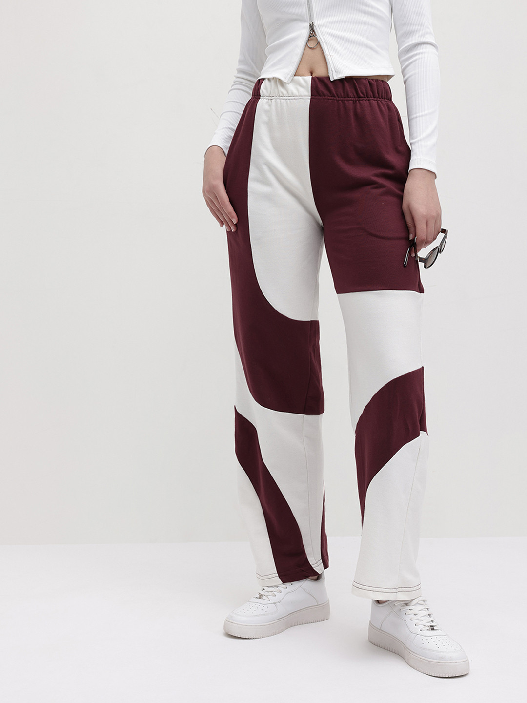The Roadster Lifestyle Co. Women Colourblocked Trousers
