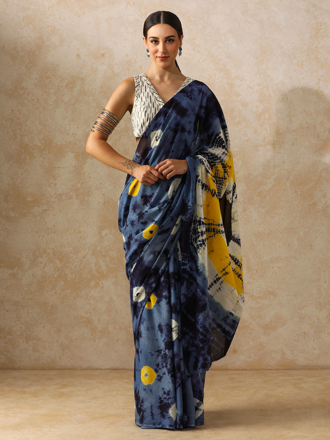 Moara Tie and Dye Pure Cotton Saree with Unstiched Blouse