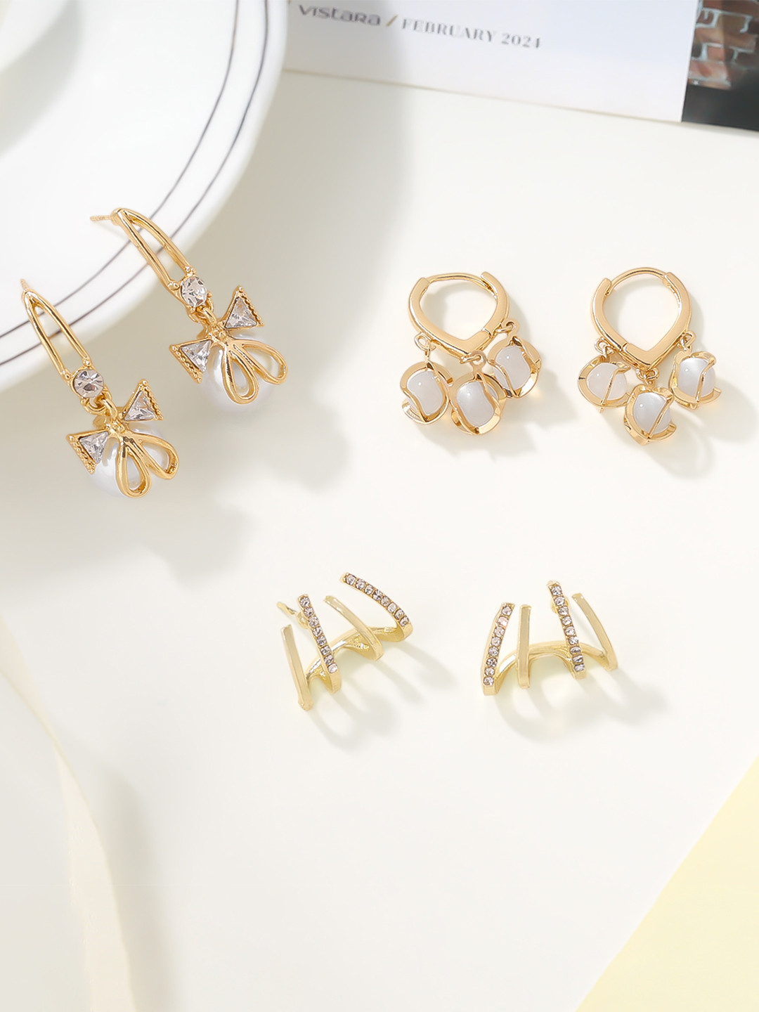 Estailo fashion Set Of 3 Alloy Gold-Plated Pearls Beaded Teardrop Hoop Earrings