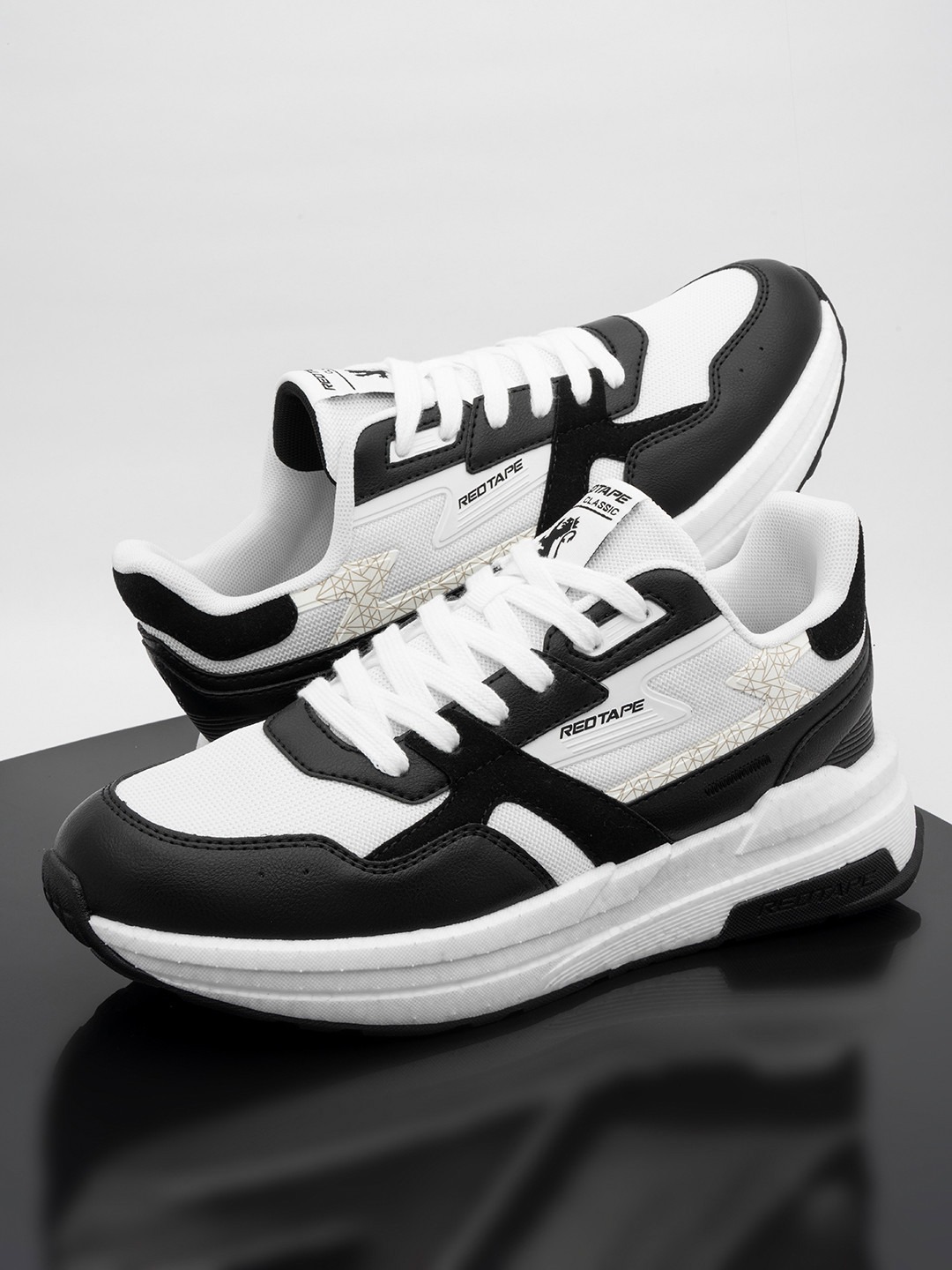 Red Tape Men Colourblocked Sneakers Casual Shoes