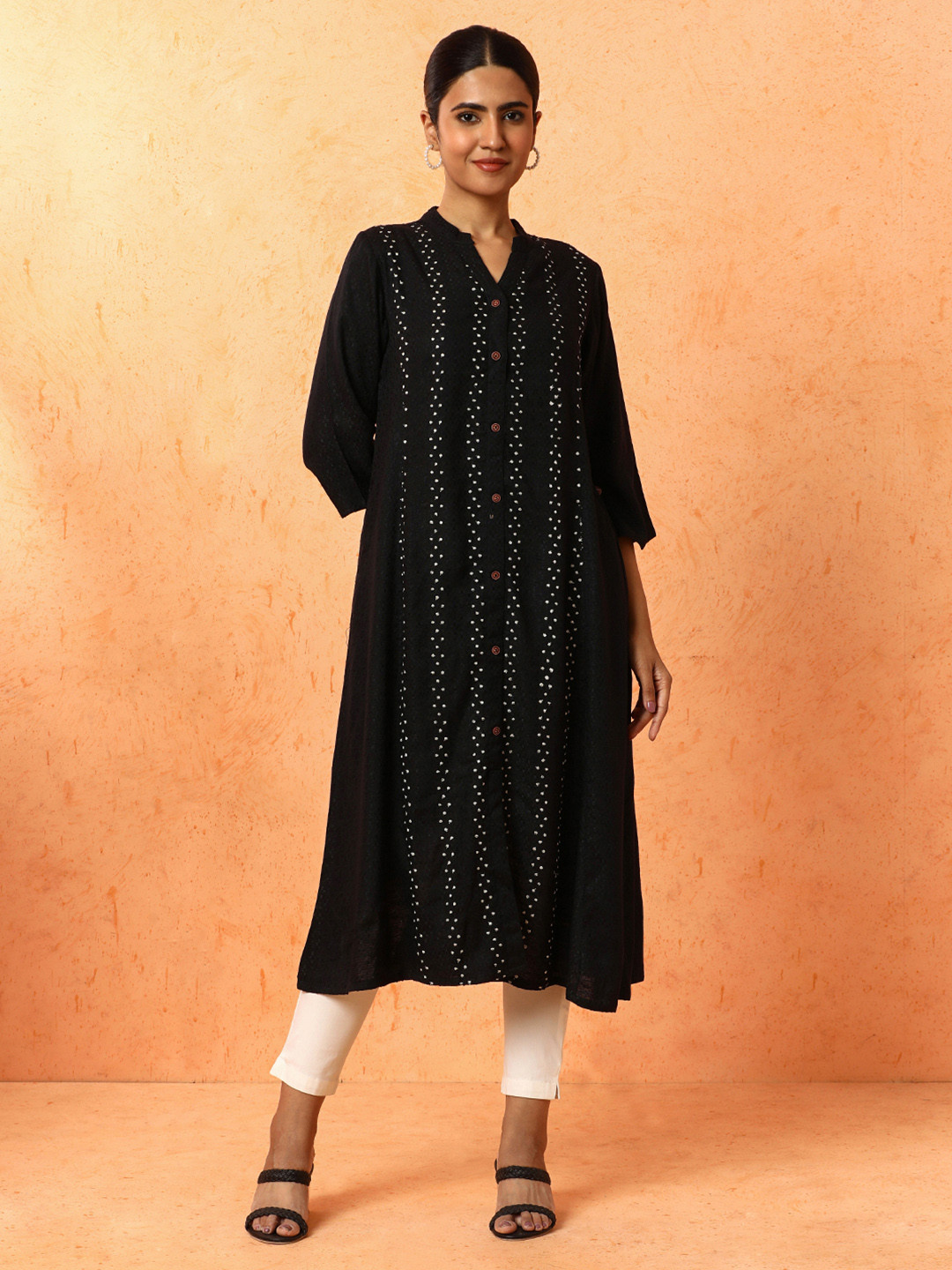 Jaipur Kurti Women Embroidered Manderin Collar Mirror Work Kurta