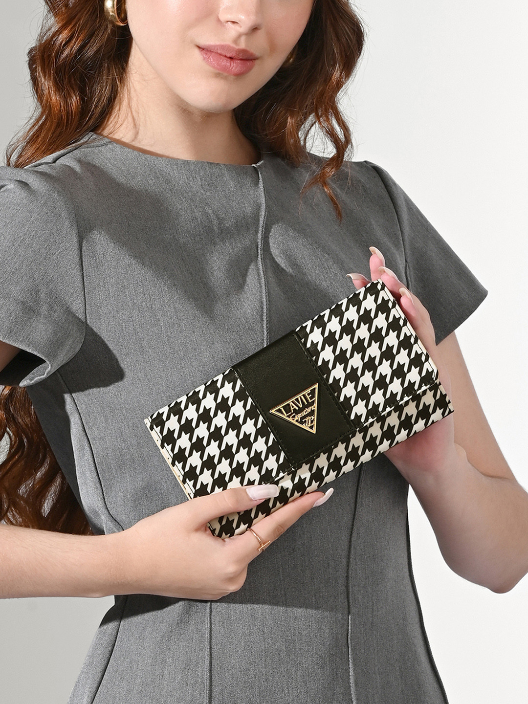 LAVIE Signature Women Newark Small Zip Around Wallet