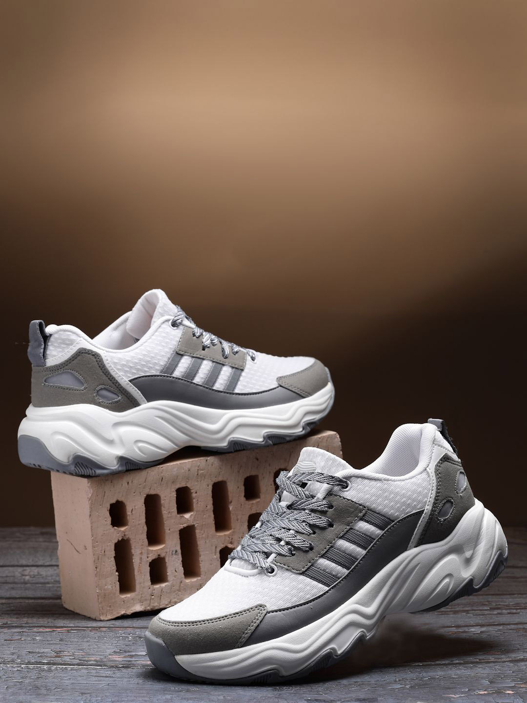 JQR Men ALEXIS Colorblocked Sneaker