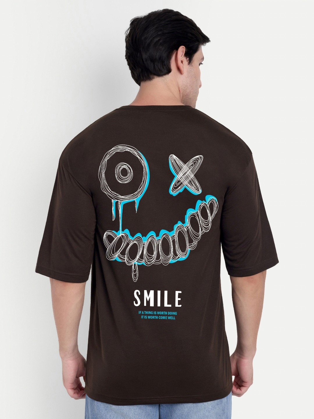 BENNY BROOKS Unisex Smiley Printed Round Neck Drop-Shoulder Sleeves Oversized T-shirt