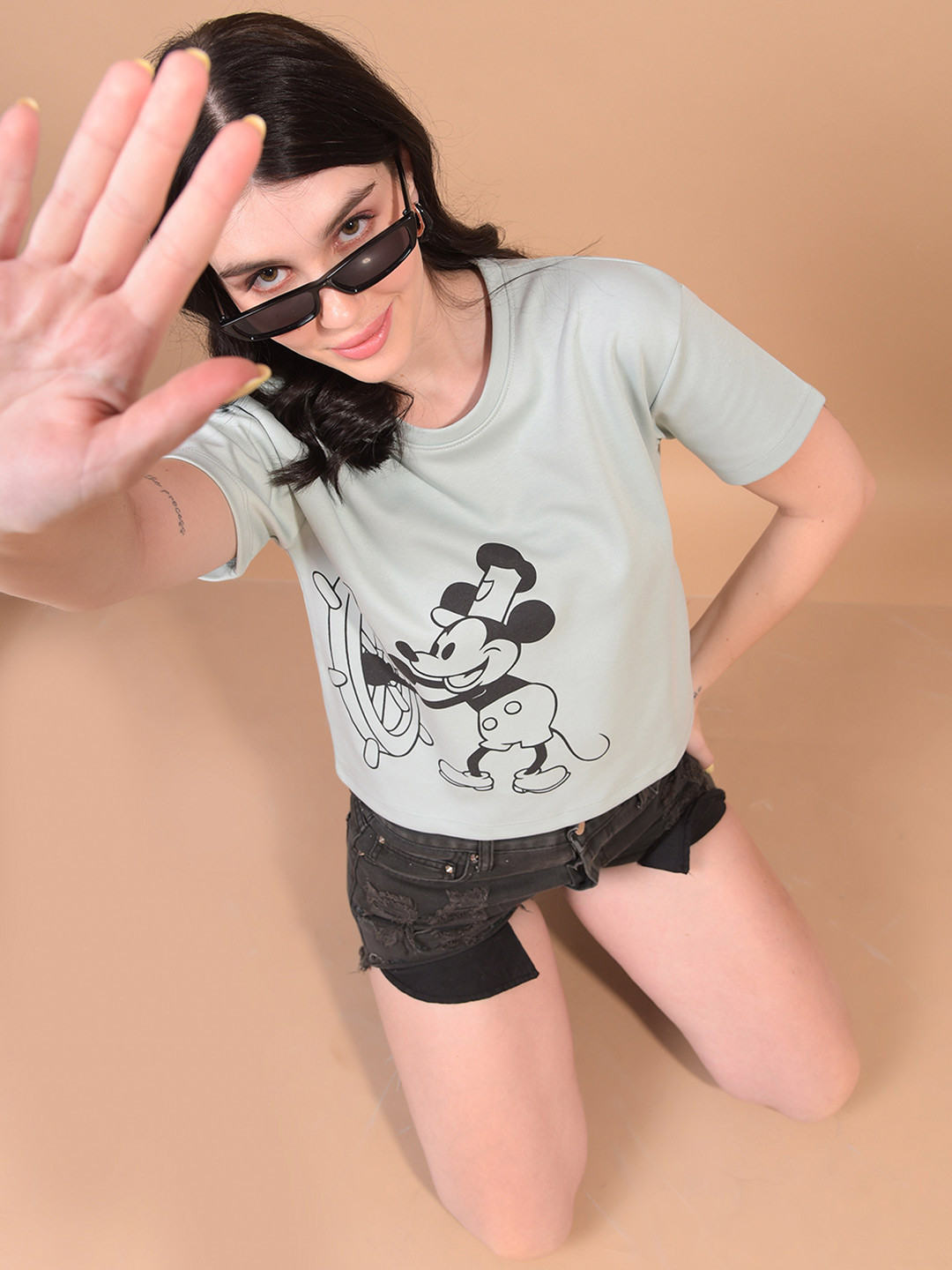 Crimsoune Club Women Graphic Print Cropped Oversize T-Shirt