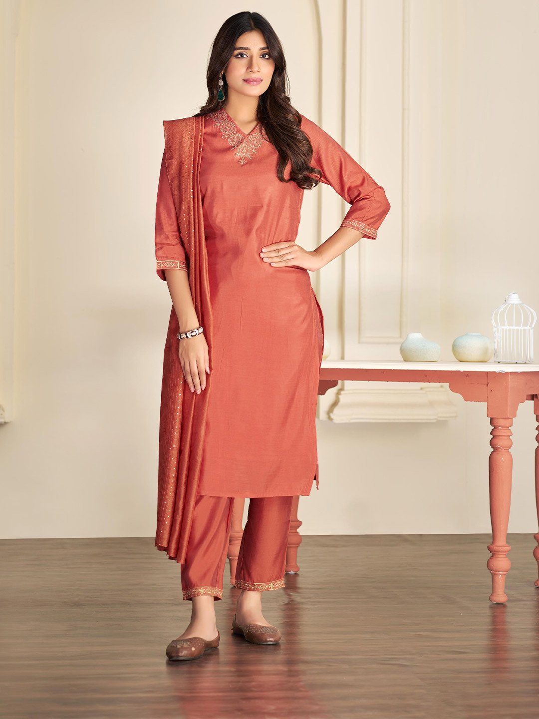 BulBul Women Geometric Solid Silk Kurta with Trousers & Dupatta