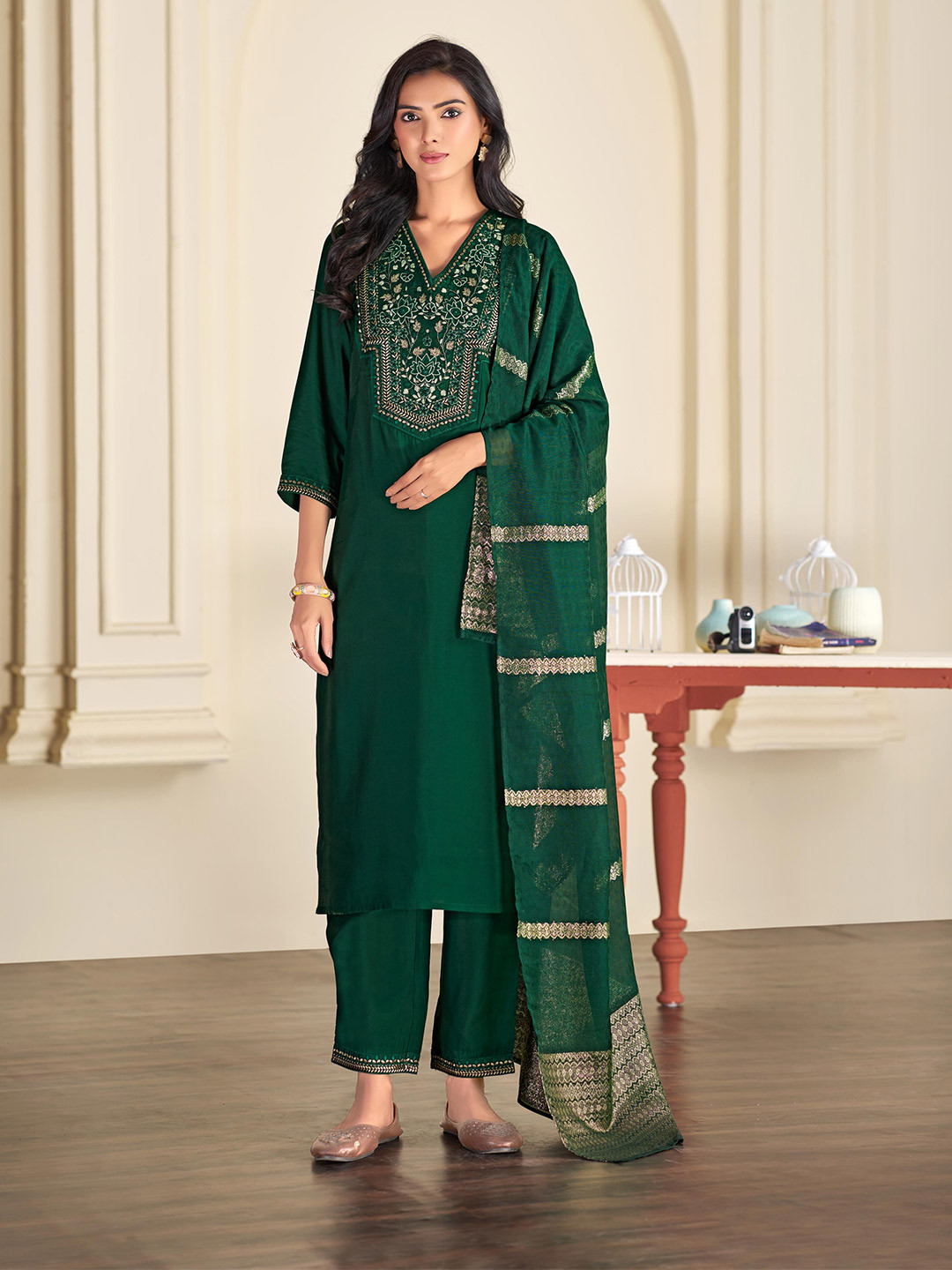 BulBul Floral Yoke Design Thread Work Pure Silk Straight Kurta With Trousers & Dupatta