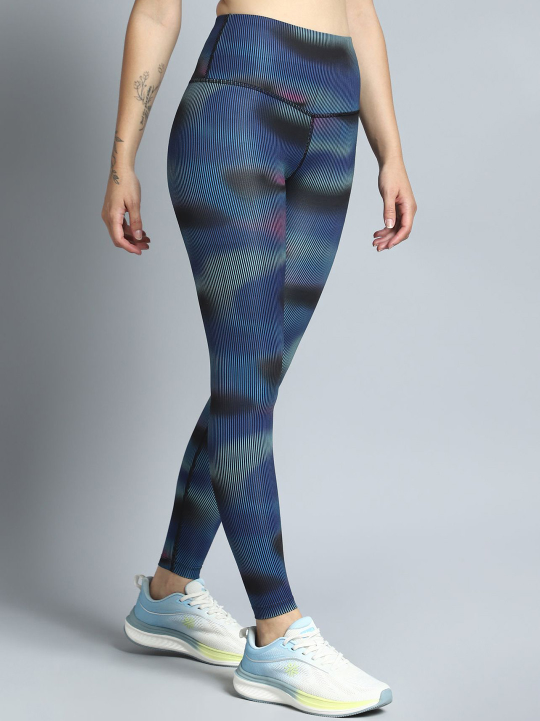 CULT Women Black Energy Map All Over Print Comflex Tights