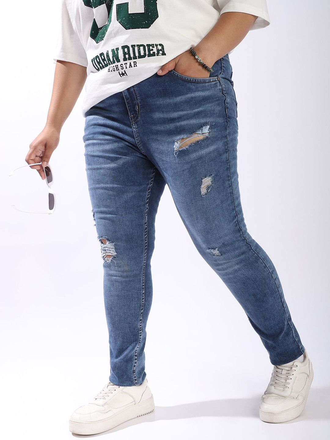 Freeform by High Star Women Comfort Skinny Fit High-Rise Light Disressed Streachable Fade Jeans