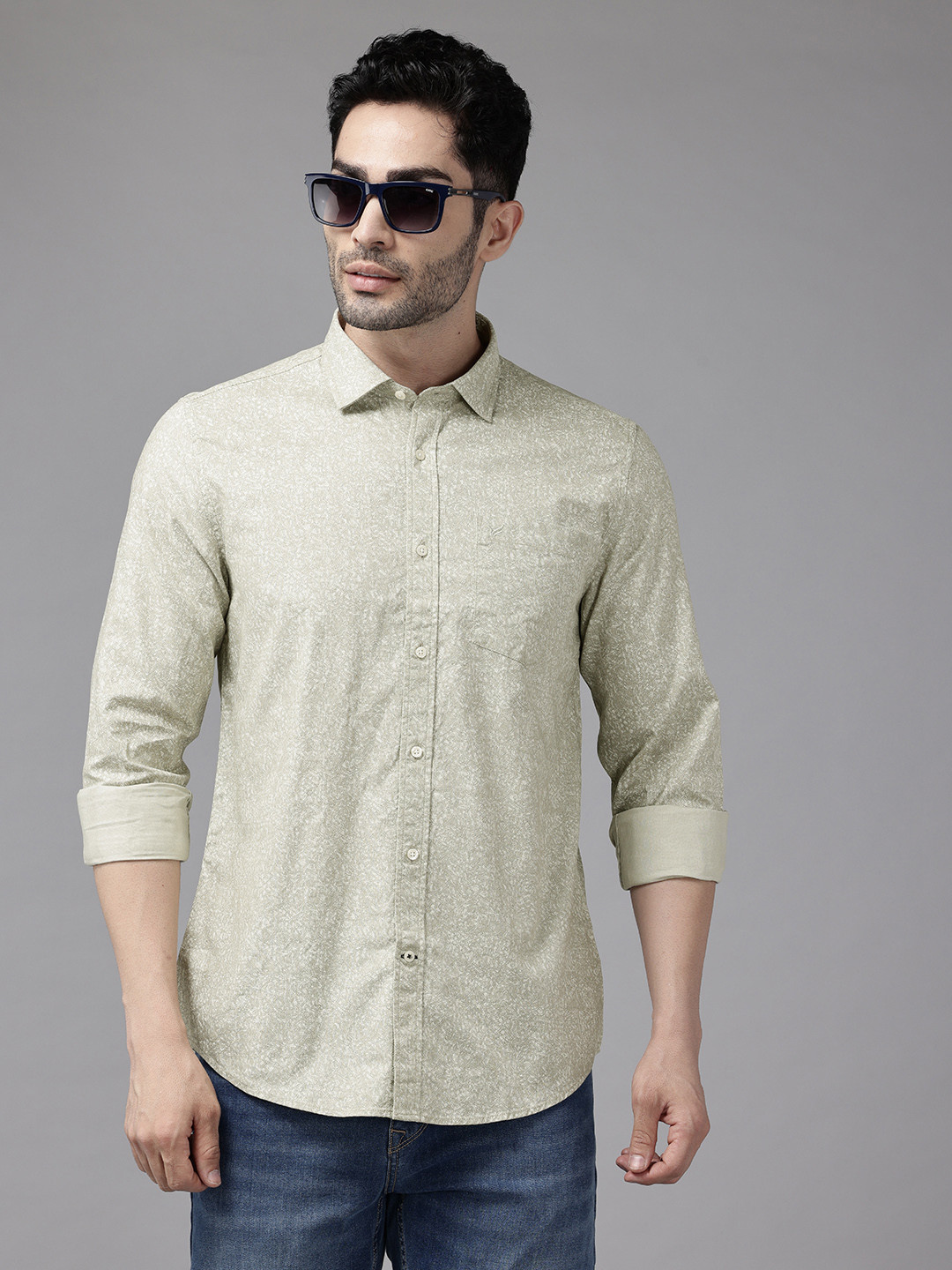 Blackberrys Chest Pocket Detail Micro Ditsy Print Slim Fit Casual Shirt